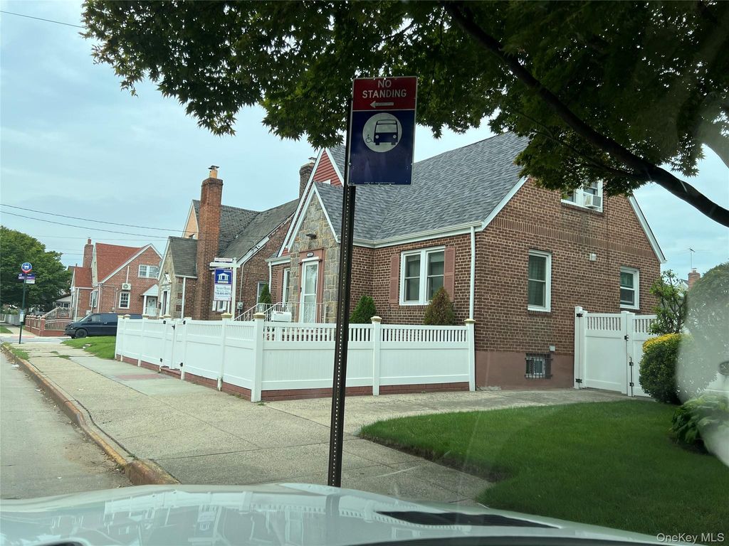 134-33 Hook Creek Boulevard, Rosedale, NY 11422 — photo 3