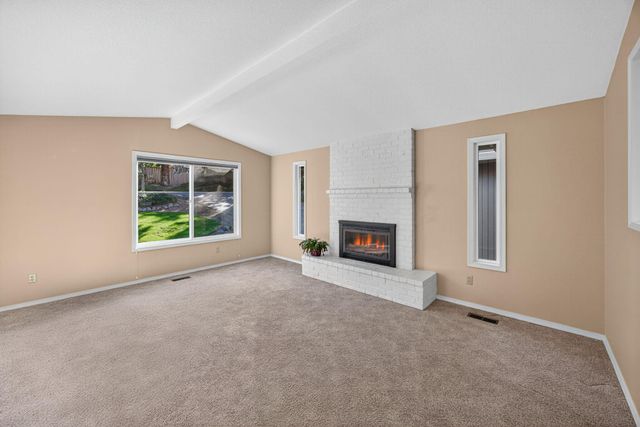 9085 SW Edgewood Street, Tigard, OR 97223