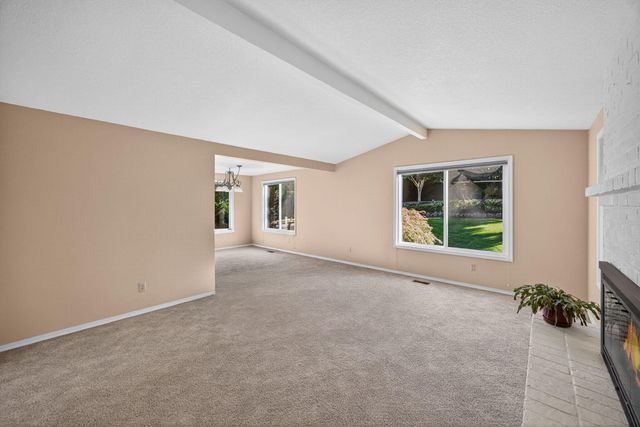 9085 SW Edgewood Street, Tigard, OR 97223