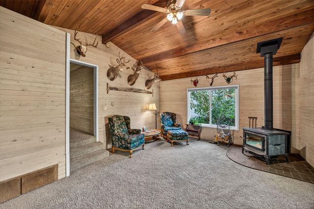 9085 SW Edgewood Street, Tigard, OR 97223