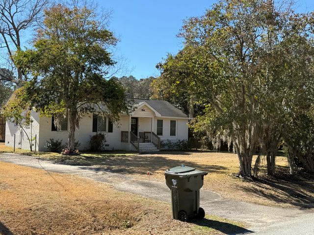 1132 O T Wallace Boulevard, Moncks Corner, SC 29461