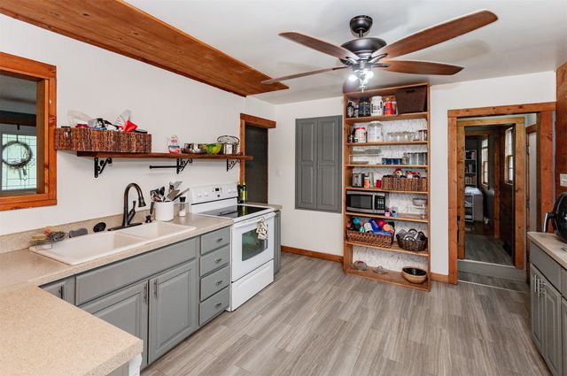 3020 62nd Street, Des Moines, IA 50322