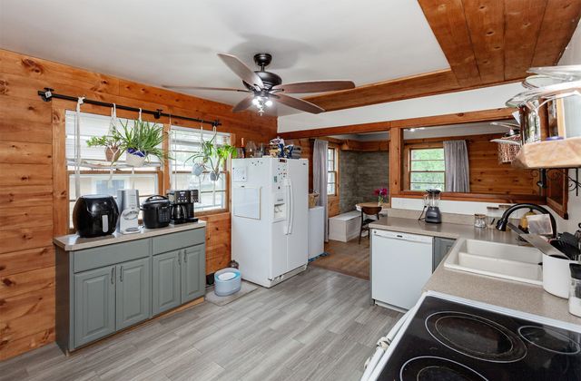 3020 62nd Street, Des Moines, IA 50322