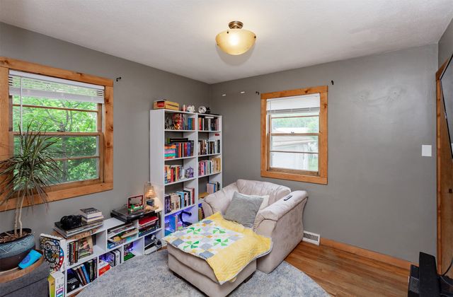 3020 62nd Street, Des Moines, IA 50322