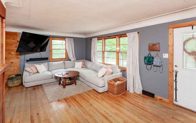 3020 62nd Street, Des Moines, IA 50322