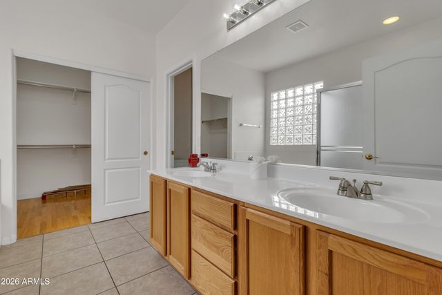 6754 S FOUR PEAKS Way, Chandler, AZ 85249