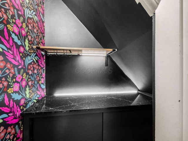 1091 S Washington Avenue, Columbus, OH 43206