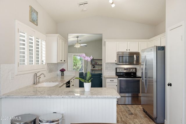 3611 W CHARLOTTE Drive, Glendale, AZ 85310