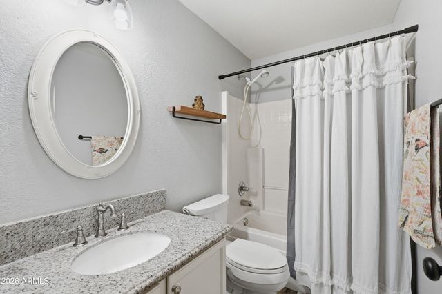 3611 W CHARLOTTE Drive, Glendale, AZ 85310