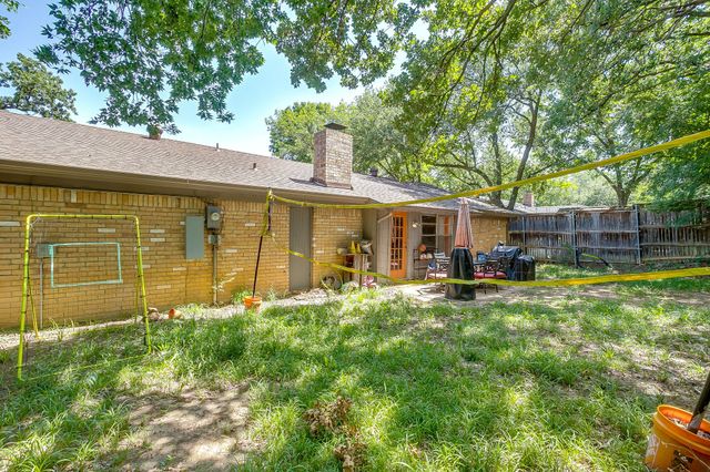 804 San Marcos Lane, Bedford, TX 76021
