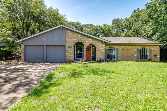 804 San Marcos Lane, Bedford, TX 76021