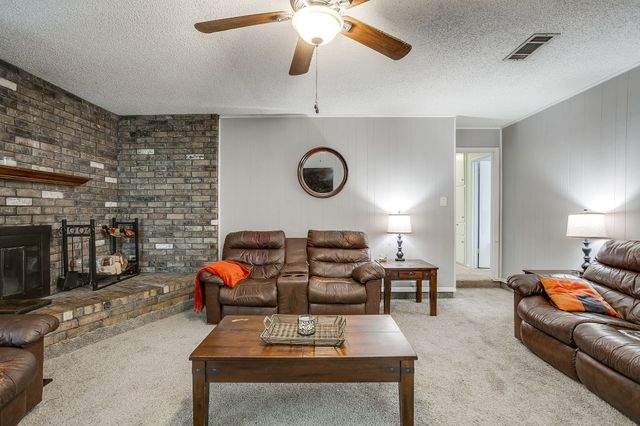 804 San Marcos Lane, Bedford, TX 76021
