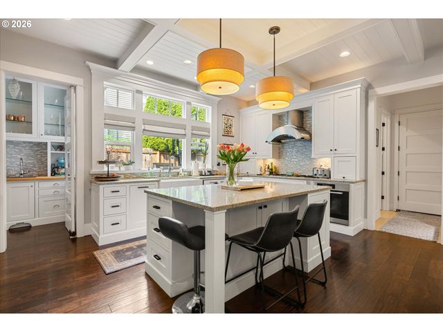 401 9TH St, Lake Oswego, OR 97034
