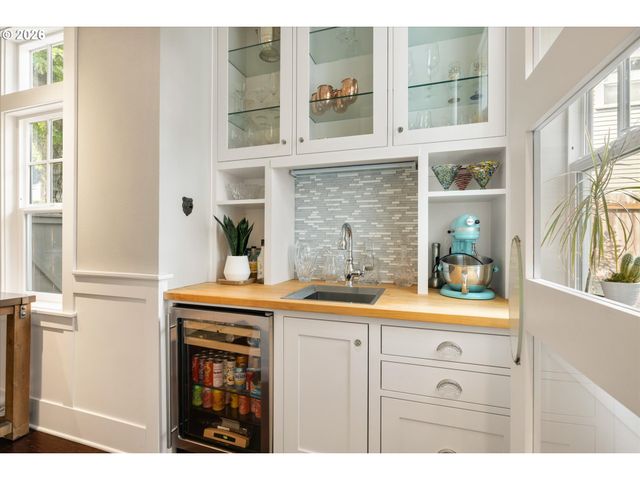 401 9TH St, Lake Oswego, OR 97034