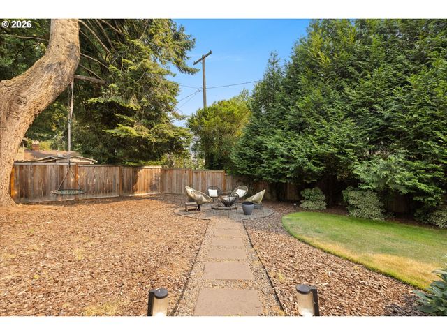 401 9TH St, Lake Oswego, OR 97034