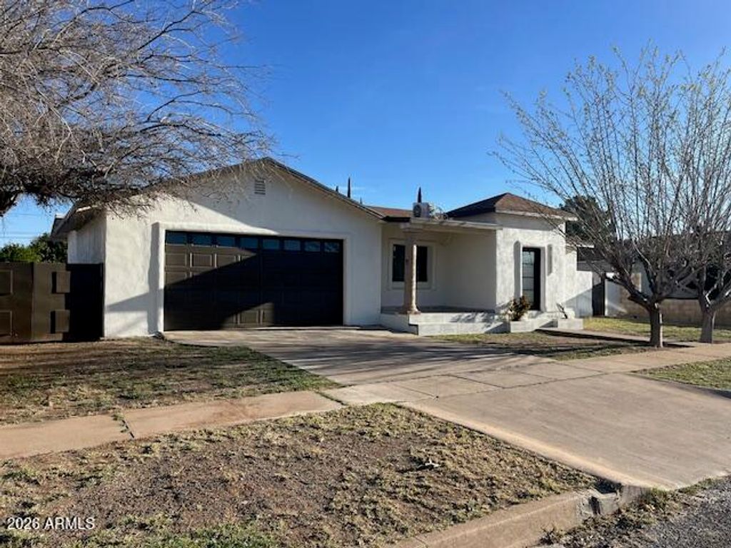 1480 E 9TH Street, Douglas, AZ 85607