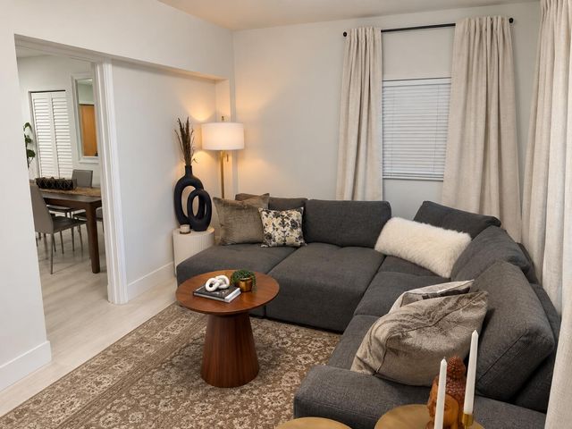 3958 NW 19TH Avenue, Oakland Park, FL 33309