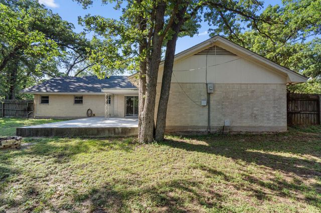 1601 O'Kelley RD, Rockdale, TX 76567