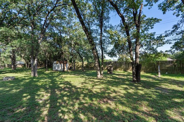 1601 O'Kelley RD, Rockdale, TX 76567