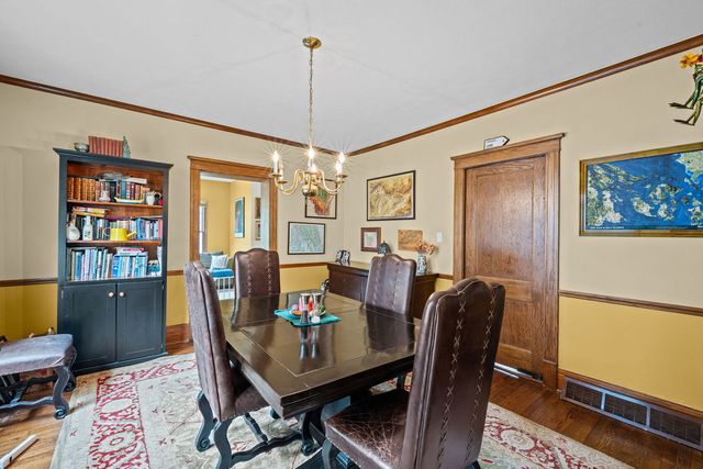 1538 Oakwood Avenue, Highland Park, IL 60035