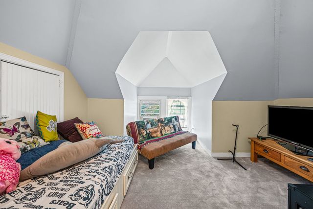 1538 Oakwood Avenue, Highland Park, IL 60035