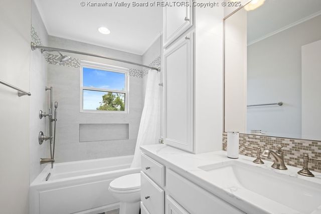 1520 Knob Road, Charleston, WV 25314