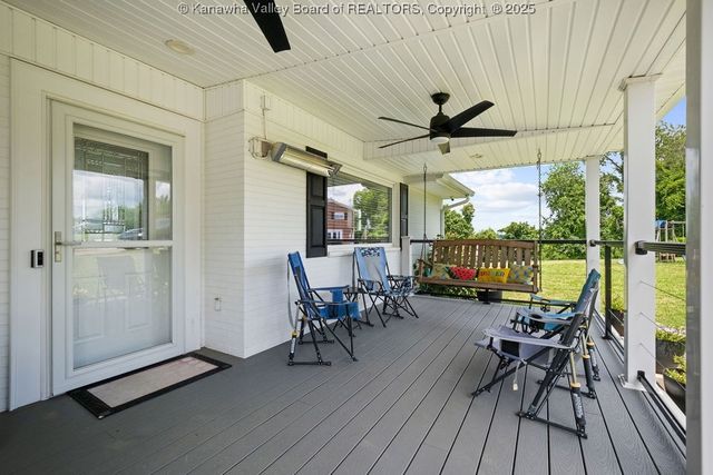 1520 Knob Road, Charleston, WV 25314