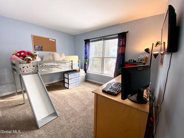 475 Chadwick Road, Schenectady, NY 12304