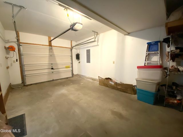 475 Chadwick Road, Schenectady, NY 12304