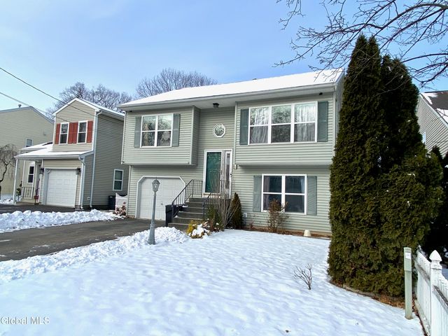 475 Chadwick Road, Schenectady, NY 12304