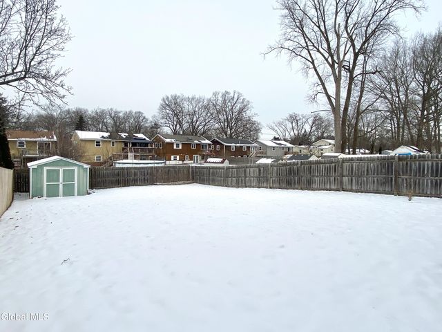 475 Chadwick Road, Schenectady, NY 12304