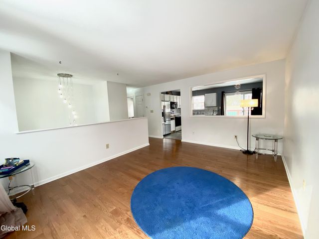 475 Chadwick Road, Schenectady, NY 12304