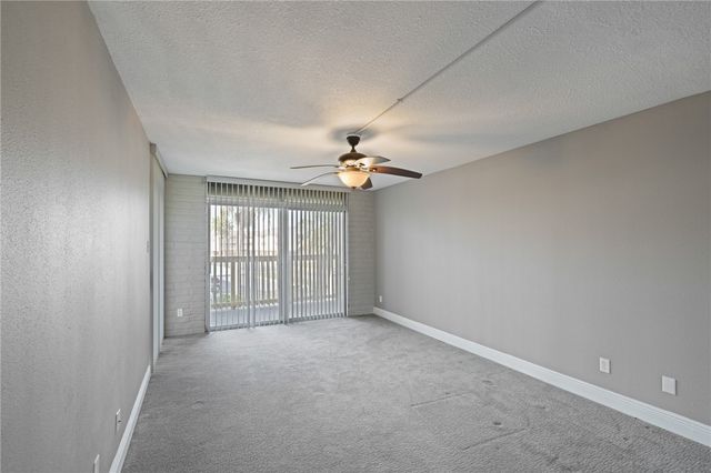 4242 Gulfbreeze Blvd 201, Corpus Christi, TX 78402