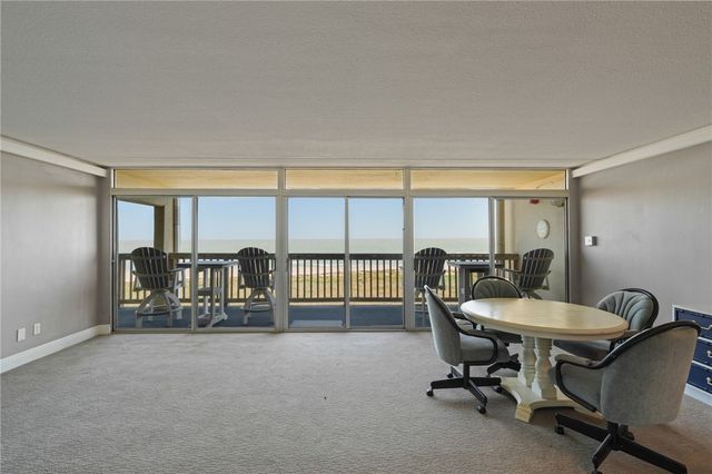 4242 Gulfbreeze Blvd 201, Corpus Christi, TX 78402