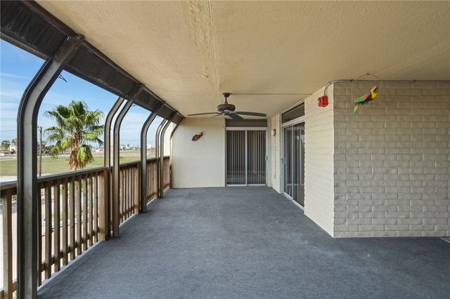 4242 Gulfbreeze Blvd 201, Corpus Christi, TX 78402