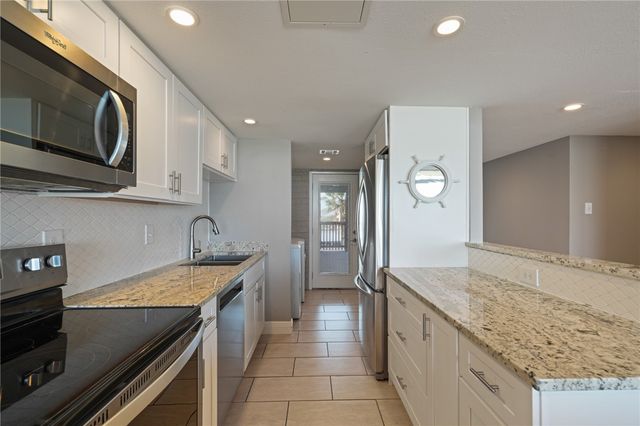 4242 Gulfbreeze Blvd 201, Corpus Christi, TX 78402