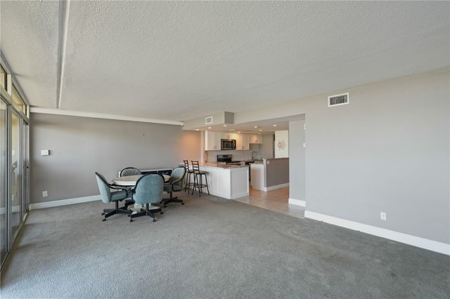 4242 Gulfbreeze Blvd 201, Corpus Christi, TX 78402