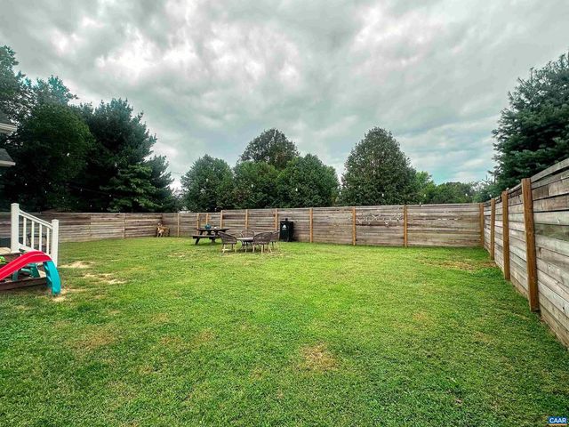 307 15TH ST, Grottoes, VA 24441
