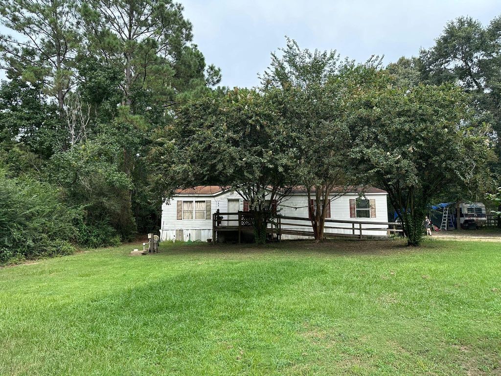3326 N Walker Road, Cleveland, TX 77328