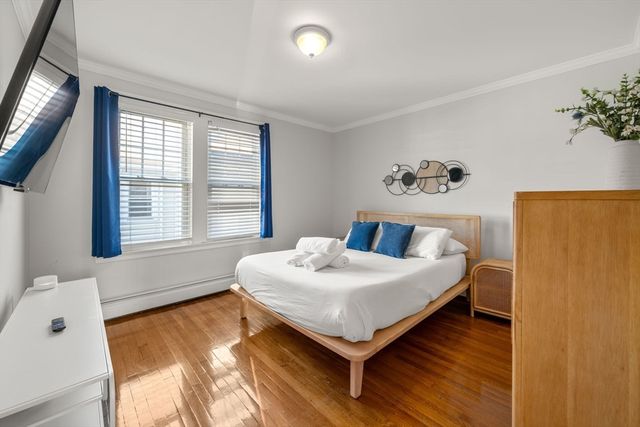 65-67 Saint James Circle, Newton, MA 02458