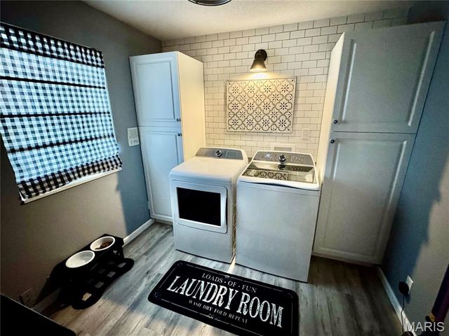 305 Kingsbury Court, Highland, IL 62249