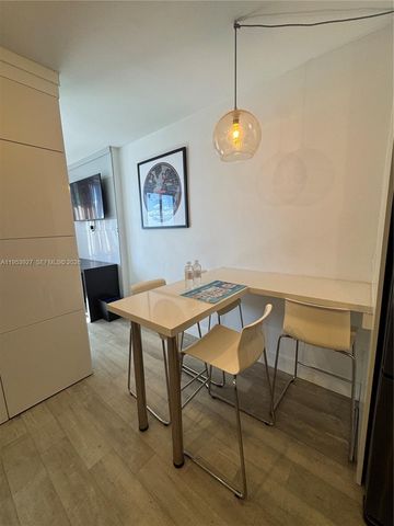 19201 Collins Ave 1004, Sunny Isles Beach, FL 33160