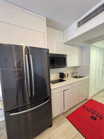 19201 Collins Ave 1004, Sunny Isles Beach, FL 33160