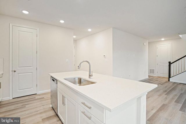 101 CATALPA DR, North East, MD 21901