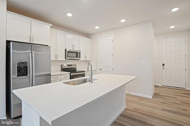 101 CATALPA DR, North East, MD 21901