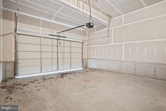 101 CATALPA DR, North East, MD 21901