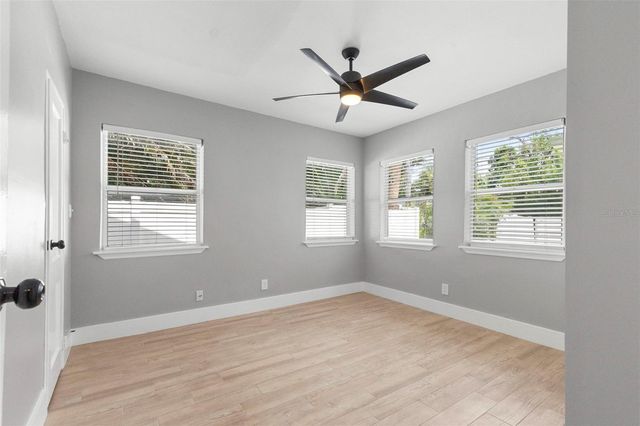 1906 W GRAY STREET, Tampa, FL 33606