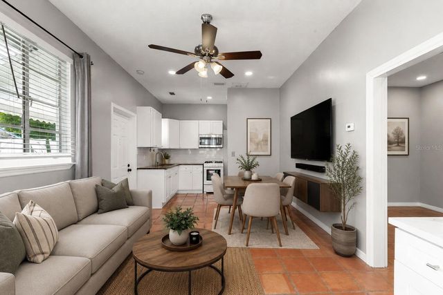 1906 W GRAY STREET, Tampa, FL 33606