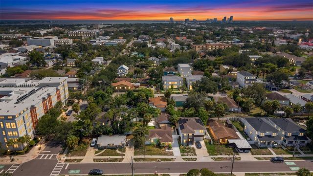 1906 W GRAY STREET, Tampa, FL 33606