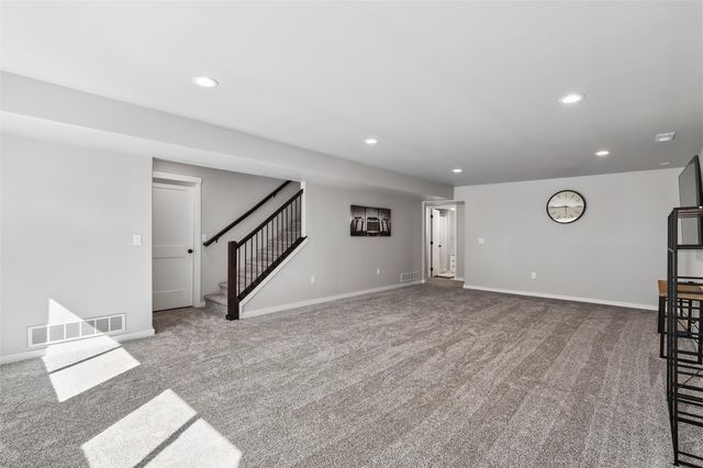 980 Aiden Street, Iowa City, IA 52245